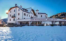Hotel Pietralba